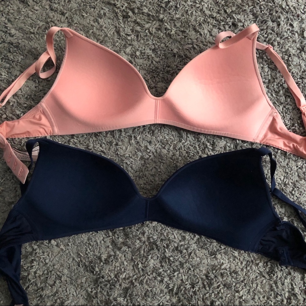 Victoria Secret Bras - Picture 2 of 2